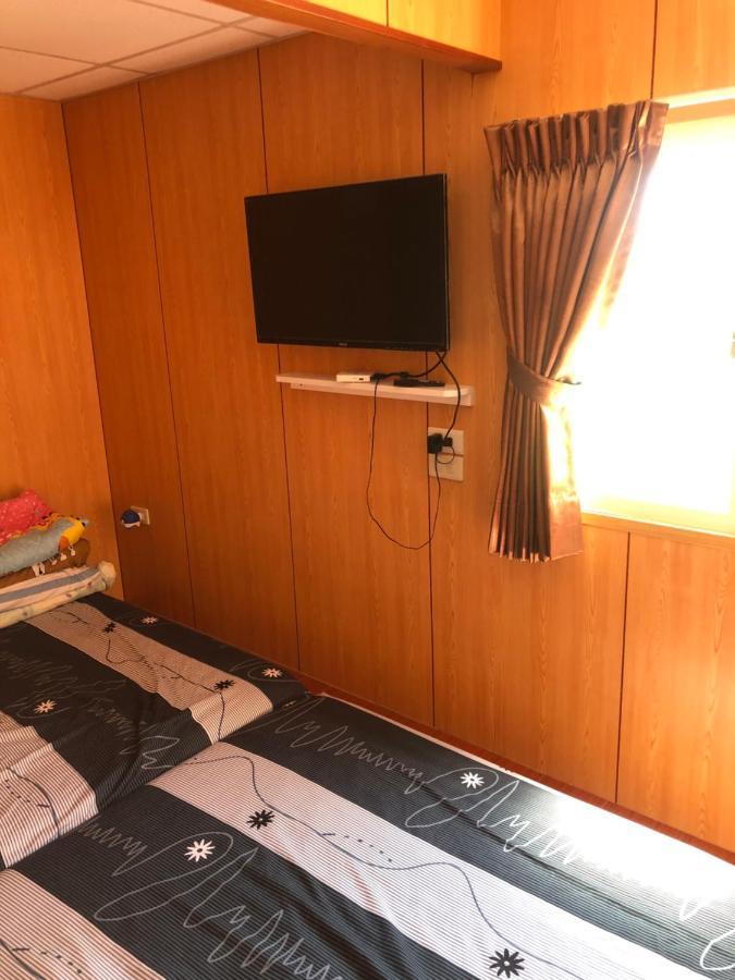 Komei Container Homestay Qingshui Exterior foto