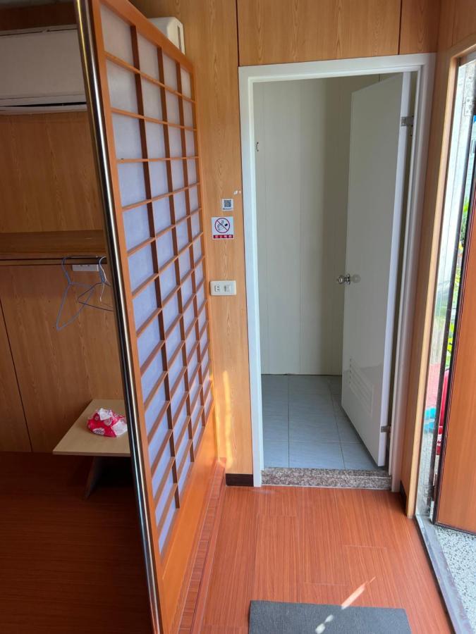 Komei Container Homestay Qingshui Exterior foto