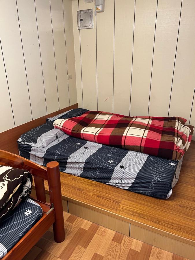 Komei Container Homestay Qingshui Exterior foto
